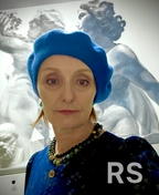 Фото преподавателя по ИЗО - Секушенко Елена