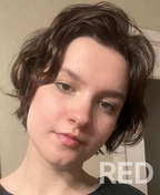 Фото преподавателя по ИЗО - Шарангович Ксения